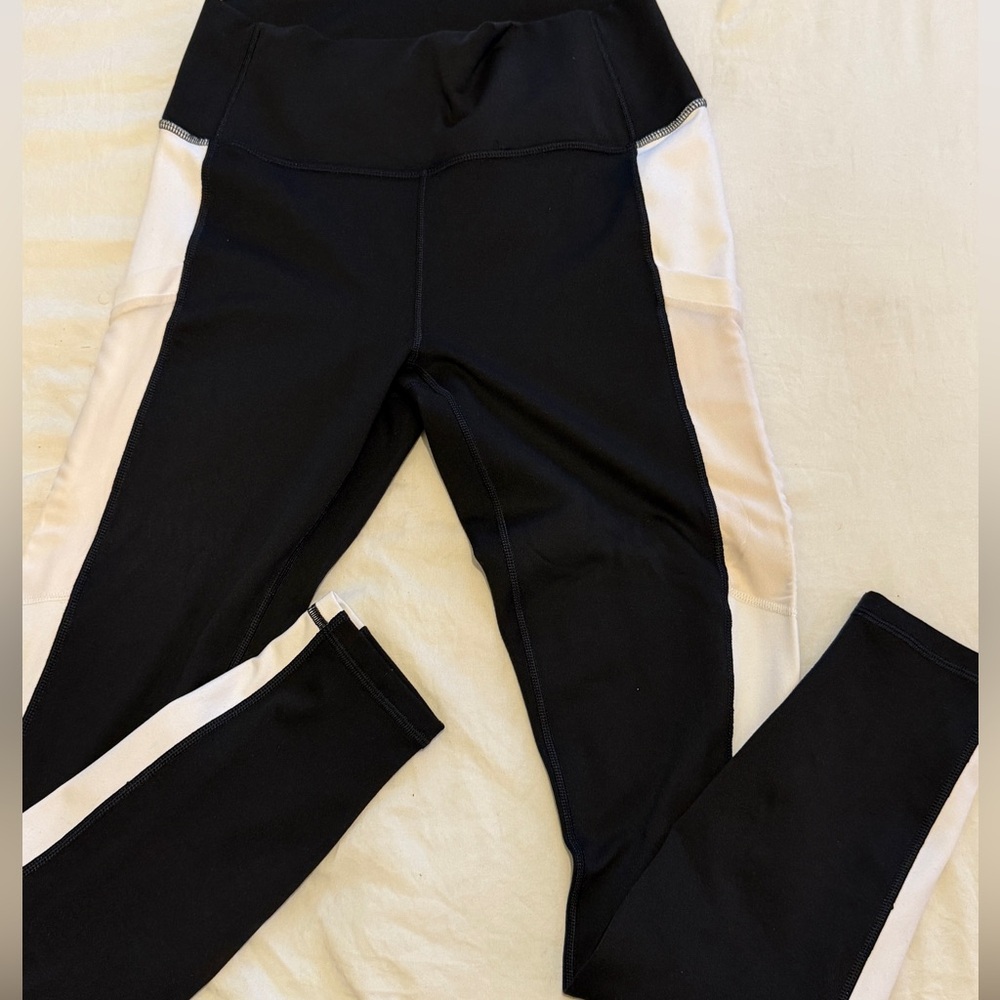 Fabletics womens Black and Cream Leggings
